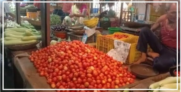 Varanasi Gold Rate: खुशखबरी! सोने का भाव ठहरा, चांदी 700 रुपये फिसली, जानें 10 ग्राम गोल्‍ड का रेट