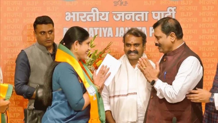 तमिलनाडु के विल्वनकोड से कांग्रेस विधायक एस. विजयधरानी भाजपा में हुईं शामिल