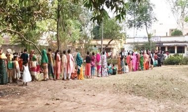 बस्तर लोकसभा सीट में 1 बजे तक 55 फीसदी हुआ मतदान