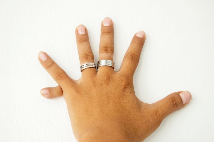 घूमने के शौकीन होते हैं ऐसे जातक, गुस्से के तेज होते हैं 6 उंगली के जातक