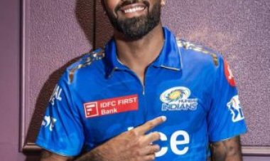 पाकिस्तान में बस दुर्घटना में 20 लोगों की मौत