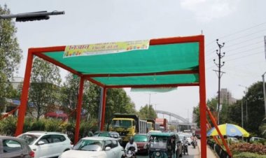 यातायात पुलिस की पहल पर चौराहों में पंडाल