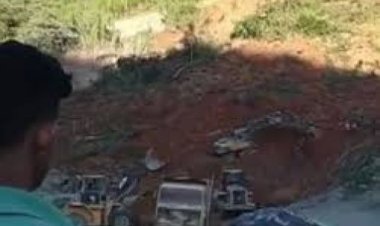 इक्वाडोर में भूस्खलन के बाद आठ लोगों की मौत, मलबे में और शवों को तलाश रहे बचाव दल