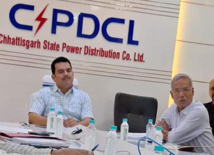 बिजली आपूर्ति बहाली में विलंब के जिम्मेदार अधिकारियों को कारण बताओ नोटिस जारी करने के निर्देश