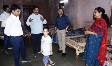 कलेक्टर पहुंचे बौद्धिक मंद बालिकाओं के विशेष आवासीय विद्यालय