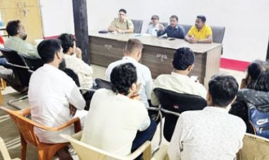 जर्जर सडक़, 18 को एनएच-30 पर चक्काजाम