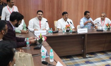 मुख्यमंत्री डॉ. यादव ने उद्योगपतियों के साथ की राउंड टेबल कांफ्रेंस