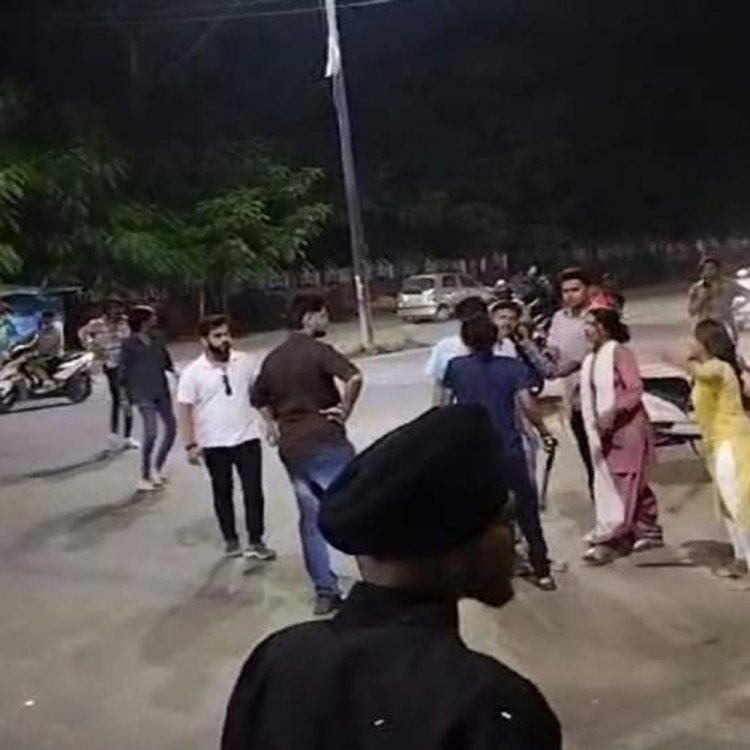 इंदौर में मारपीट का वीडियो वायरल:स्टॉल लगाने की बात पर हुआ विवाद, पुलिस ने बदमाशों पर किया मामला दर्ज