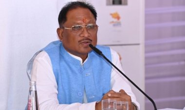 छत्तीसगढ़ राज्य के विकास की नब्ज पर साय सरकार की मजबूत पकड़ : आदिवासी बाहुल आबादी और कृषि प्रधान अर्थव्यस्था जैसे दो महत्वपूर्ण कारक के नीति निर्धारकों में रखा जा रहा ध्यान,डबल इंजन की सरकार का मिल रहा लाभ