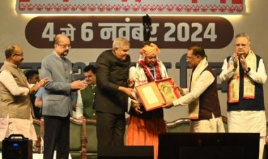 उप राष्ट्रपति जगदीप धनखड़ ने छत्तीसगढ़ के 36 अलंकरण से विभूतियों एवं संस्थाओं को किया सम्मानित