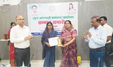 आंबा कार्यकर्ताओं-सहायिकाओं का सम्मान