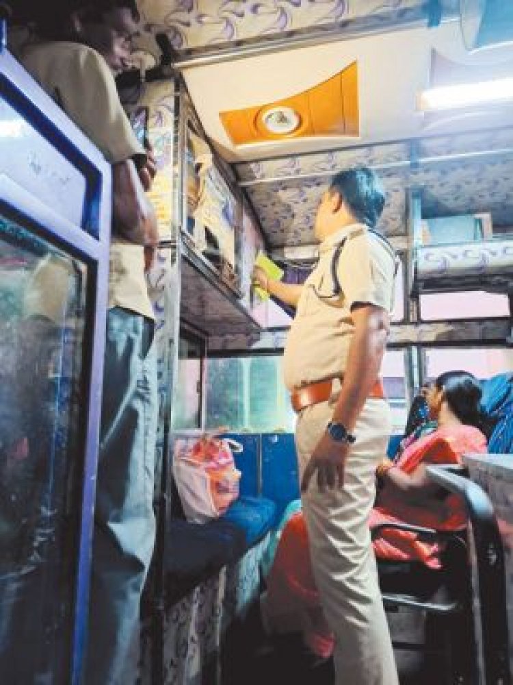 परिवहन विभाग का दावा- एचआईवी पीडि़त, दिव्यांग, वरिष्ठ नागरिकों को बसों में मुफ्त यात्रा