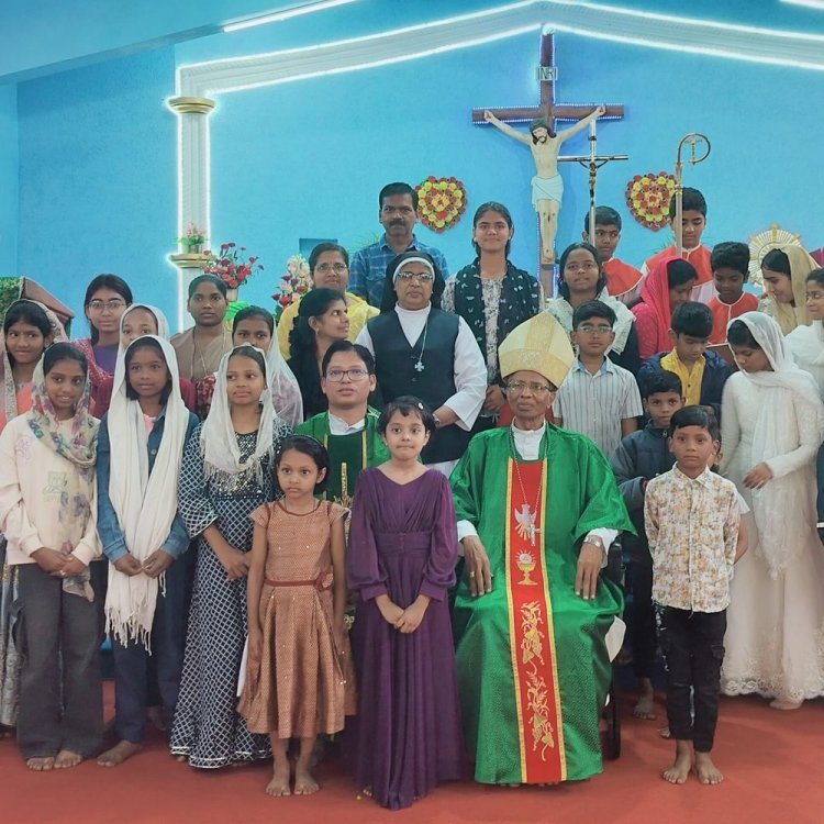 आर्चडायोसिस ऑफ़ भोपाल ने मनाया शिक्षा रविवार:समाज में ज्ञान और सेवा का महत्व किया स्पष्ट