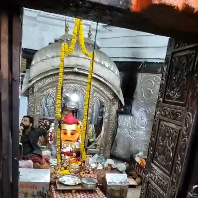 काल भैरव को दो महीने में 16 लाख का चढ़ावा:उज्जैन में मंदिर समिति ने खोली 7 भेंट पेटी, गर्भगृह की दो पेटियों की गिनती आज