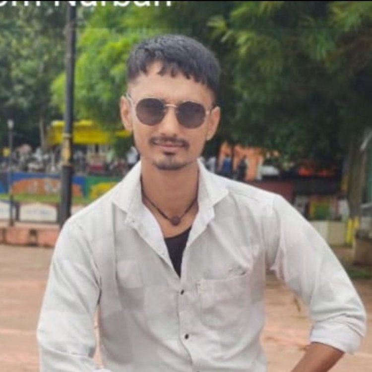 फाइनेंस कंपनी के कलेक्शन अधिकारियों पर चाकू से हमला:एक की मौत, दूसरा घायल; रुपयों से भरा बैग लूटकर आरोपी फरार, 3 पर केस दर्ज