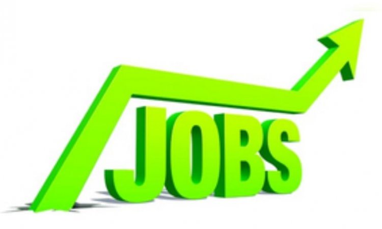 सांची में स्तूप प्रबंधक ने शिव मंदिर से उतरवाए झंडे:पुजारी बोले- पूजा करने से भी रोकते हैं प्रबंधक; हिन्दू संगठन ने थाने पहुंचकर सौंपा ज्ञापन