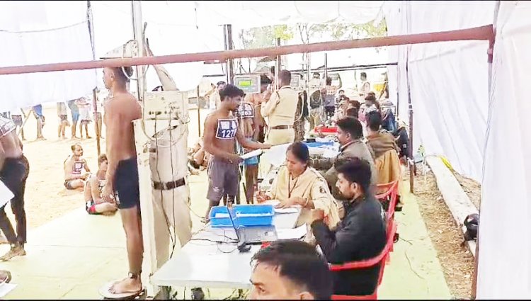 पुलिस भर्ती घोटाला:  राजपत्रित अफसरों की भूमिका की होगी जांच