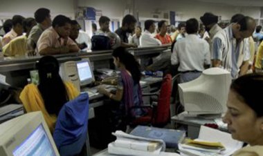 सरकारी नौकरी:SBI में 13735 पदों पर भर्ती के लिए आवेदन की आखिरी तारीख करीब, 7 जनवरी तक करें अप्लाई