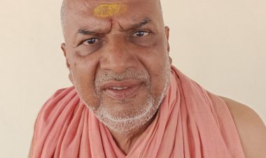 शंकराचार्य मठ इंदौर में प्रवचन:जिसके पास आपोबल, तपोबल और देवोबल होते हैं वे कभी विफल नहीं होते- डॉ. गिरीशानंदजी महाराज