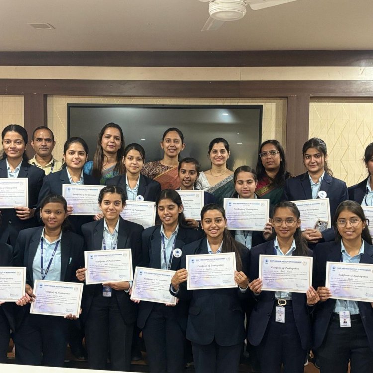 बजट-2025 का सेक्टर-वार विश्लेषण:संत हिरदाराम की छात्राओं ने 10 प्रमुख क्षेत्रों पर बजट के प्रभाव का किया मूल्यांकन