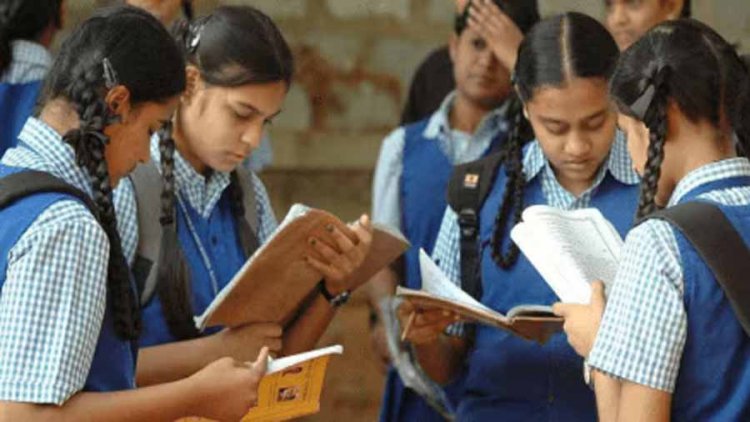 यूपी बोर्ड ने प्रयागराज में 10वीं-12वीं की परीक्षा टाली, अब अगले महीने होगी