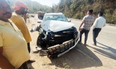 बाइक-कार में भिड़ंत, दो युवक घायल