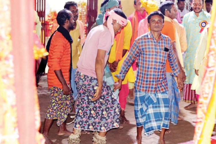 फागुन मेला: पारंपरिक नृत्य कर मनी नाच मांडनी