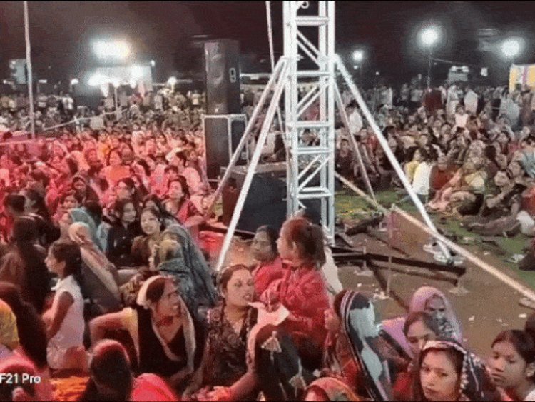 नीमच में खाटू श्याम भजन संध्या में उमड़े श्रद्धालु:जयपुर के गिरिराज महाराज समेत कई भजन गायकों ने की प्रस्तुति