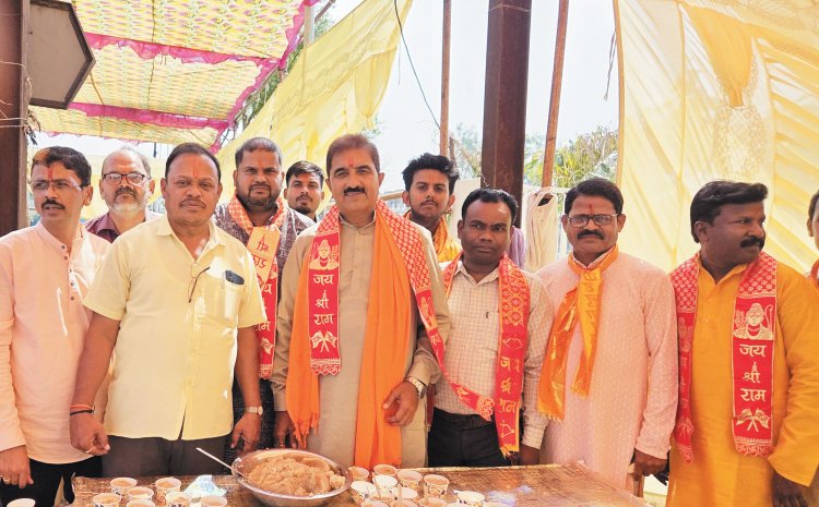 श्रीराम मंदिर में महाआरती के बाद भंडारा, न्यायिक परिवार का भी सहयोग