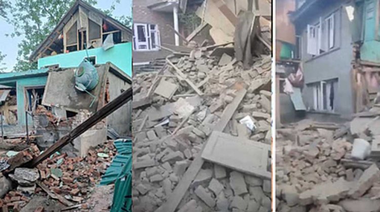 पहलगाम हमले ले आरोपी आतंकी आदिल का घर सुरक्षाबलों ने बम से उड़ाया, आसिफ का घर बुलडोजर से गिराया