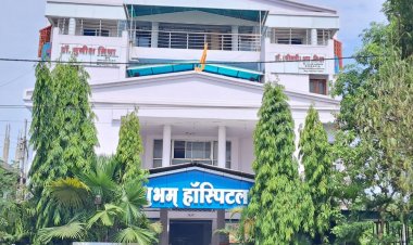 बिना सहमति पुरुष डॉक्टर से कराया प्राइवेट पार्ट का ऑपरेशन:खंडवा में पीड़ित महिला कोर्ट पहुंची, डॉक्टरों पर 30 हजार का जुर्माना