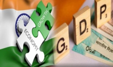 देवास में बारिश से पहले 18 नालों की सफाई शुरू:कचरा उठाने के लिए जेसीबी और डंपर लगाए गए; कच्चे नाले भी होंगे साफ