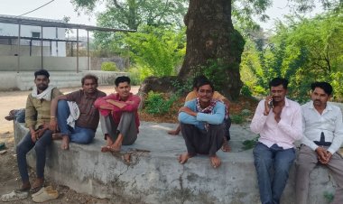 दतिया में 11वीं की छात्रा ने की आत्महत्या:खेत गया था परिवार; घर लौटने पर फंदे पर लटका मिला शव