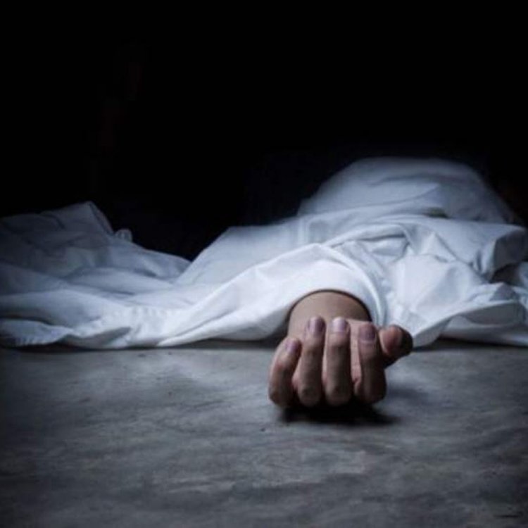 युवती ने चौथी मंजिल से कूदकर की आत्महत्या:रात में छत पर अकेले बैठी थी, दोस्त तन्मय की जानकारी जुटा रही पुलिस