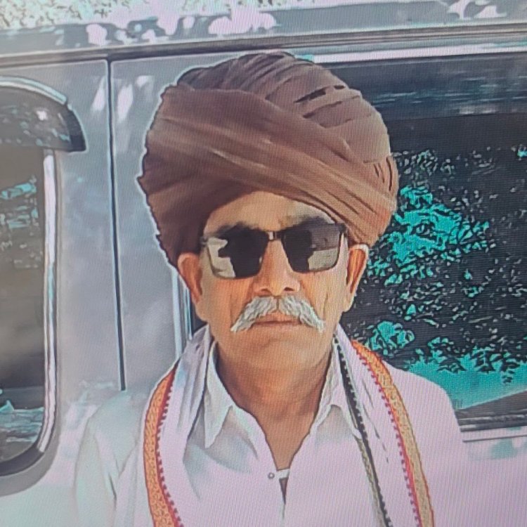 राजगढ़ में अज्ञात वाहन की टक्कर से किसान की मौत:इलाज के दौरान तोड़ा दम; सड़क किनारे लगे मील के पत्थर से टकराए थे