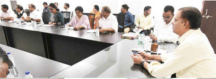 गैर शिक्षकीय कार्यों से कार्यालयों में शिक्षक अटैच पाये जाने पर शिक्षा विभाग के अधिकारी होंगे जिम्मेदार