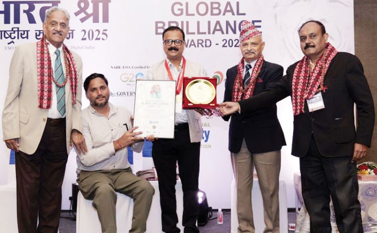 डॉ. डीके सोनी को बेस्ट आरटीआई पीआईएल एक्टिविस्ट  का अवार्ड