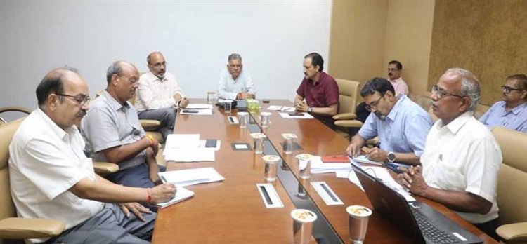 समग्र अध्ययन उपरांत डिजिटल यूनिवर्सिटी का ब्लू प्रिंट करें तैयार : मंत्री परमार