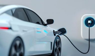 दिवाली पर यूपी सरकार का तोहफा: ईवी खरीदारों को रोड टैक्स और रजिस्ट्रेशन का मिलेगा रिफंड