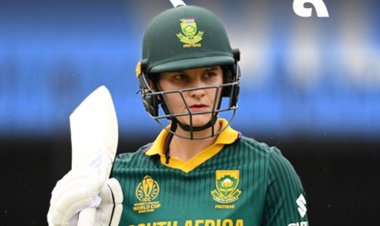 लौरा वोल्वार्ट ने द. अफ्रीका को वर्ल्‍डकप फाइनल में पहुंचाया:हाईस्‍कूल टॉपर रहीं, मेडिकल छोड़ क्रिकेट चुना, कंपोजर-सिंगर भी हैं; जानें पूरी प्रोफाइल