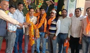 NCERT की किताब में गजनवी पर 6 पेज होंगे:पहले एक पैरा था; 7वीं की किताब में मथुरा, कन्नौज मंदिर लूट और सोमनाथ डिमॉलिशन जुड़े