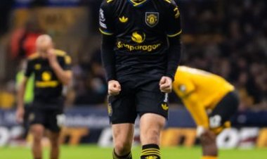 प्रीमियर लीग: मैनचेस्टर यूनाइटेड ने वॉल्व्स को 4-1 से हराया