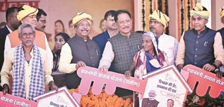 शहीद वीर नारायण का बलिदान आत्मगौरव, संघर्ष और स्वाभिमान का प्रतीक-मुख्यमंत्री