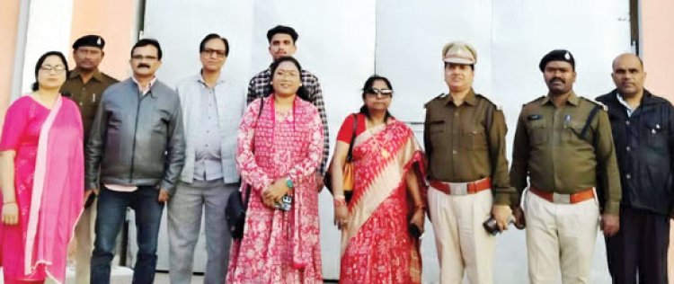 प्रधान जिला एवं सत्र न्यायाधीश ने केन्द्रीय जेल जगदलपुर का किया निरीक्षण, बंदियों से की मुलाकात