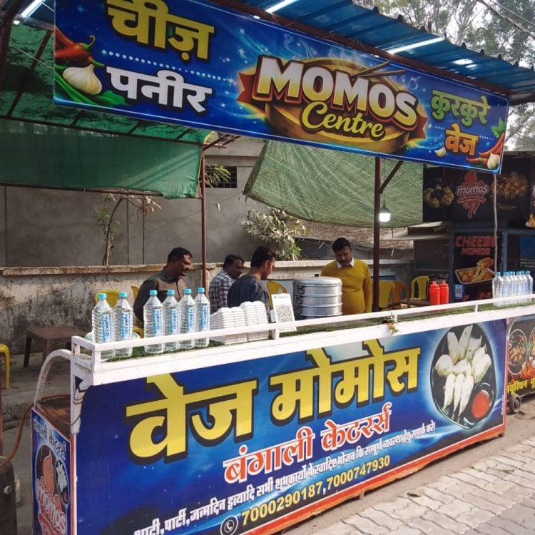 बैतूल चौपाटी पर फूड विभाग की कार्रवाई:स्वच्छता नहीं मिलने पर कई दुकानें अस्थायी रूप से बंद, पंजीयन रद्द करने की चेतावनी